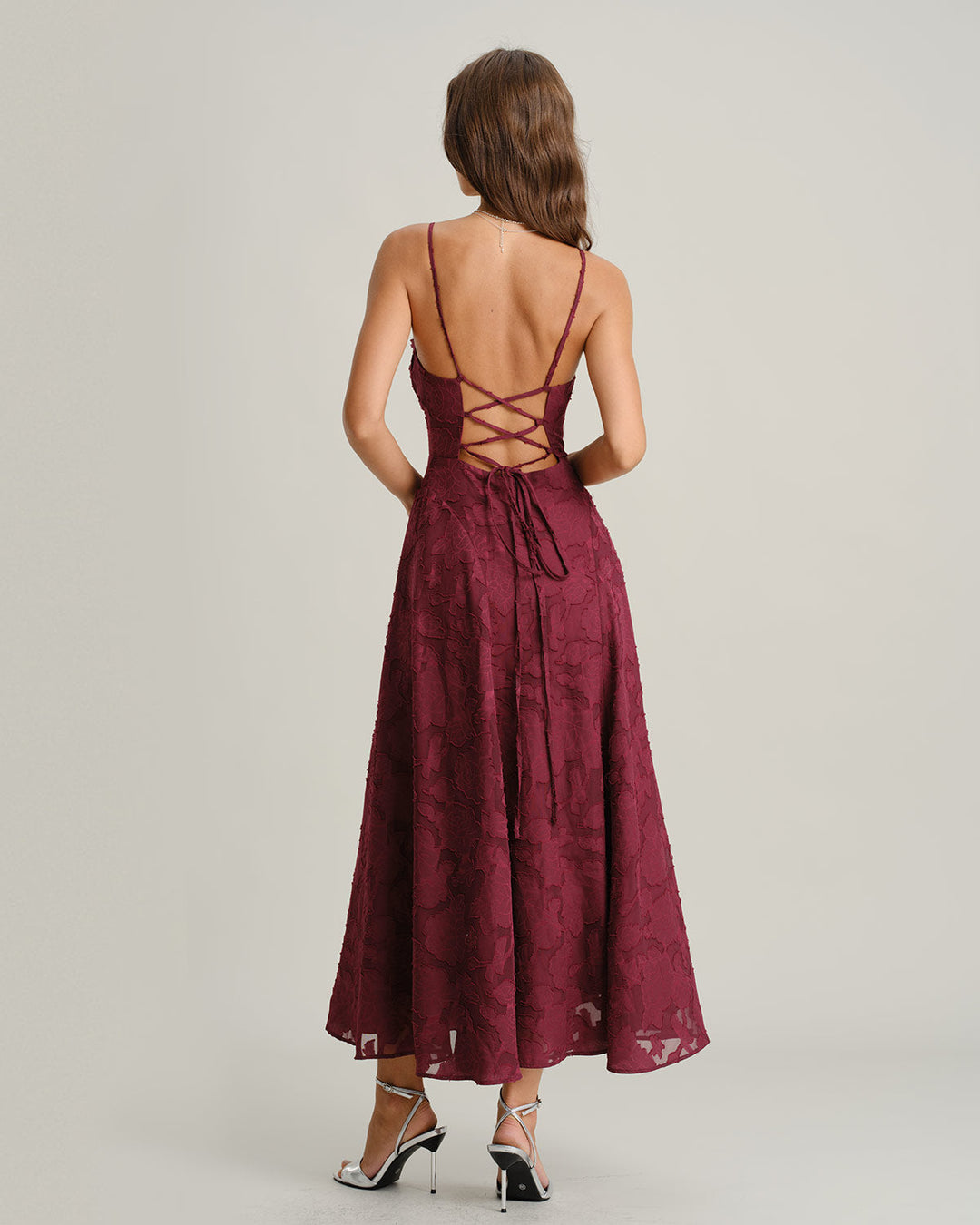Flora - Vestido largo jacquard color vino